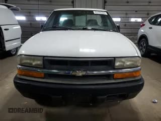 ✅ 1999 Chevrolet S-10 • VIN: 1GCCS1448X8133806 • Лот: 83705324. Опубликован ранее на Copart с пробегом Не указан. Бесплатный доступ к архиву аукционных продаж из США и подробный отчёт об истории автомобиля на DreamBid. Изображение 5.