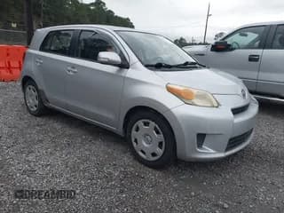 ✅ 2008 Scion xD • VIN: JTKKU104X8J018798 • Lot: 43877925. Listed on IAAI with 110,840 mi. Free auction sales archive from the USA and detailed vehicle history report at DreamBid. Image 1.