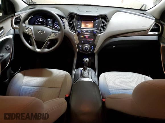 ✅ 2017 Hyundai Santa Fe 2.4L • VIN: 5XYZT3LB5HG408285 • Лот: 50689003. Опубликован ранее на Copart с пробегом 84 736 миль. Бесплатный доступ к архиву аукционных продаж из США и подробный отчёт об истории автомобиля на DreamBid. Изображение 8.