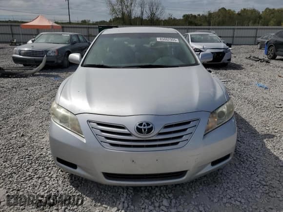 ✅ 2009 Toyota Camry LE • VIN: 4T1BE46K49U369987 • Lot: 85082905. Wystawiony na Copart z przebiegiem 135 231 mil. Bezpłatny archiwum sprzedaży aukcyjnych z USA i szczegółowy raport historii pojazdu na DreamBid. Zdjęcie 5.