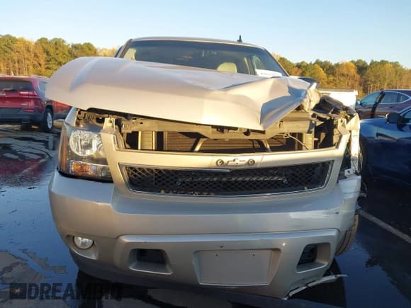 ✅ 2007 Chevrolet Tahoe LT • VIN: 1GNFC13047R141900 • Lot: 43637859. Listed on IAAI with Not provided. Free auction sales archive from the USA and detailed vehicle history report at DreamBid. Image 18.