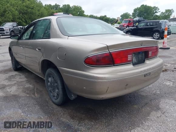 ✅ 1998 Buick Century Custom • VIN: 2G4WS52M8W1446441 • Lot: 42755917. Wystawiony na IAAI z przebiegiem Nie podano. Bezpłatny archiwum sprzedaży aukcyjnych z USA i szczegółowy raport historii pojazdu na DreamBid. Zdjęcie 3.