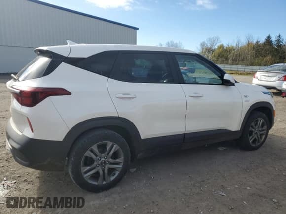 ✅ 2021 Kia Seltos LX • VIN: KNDEPCAA5M7167736 • Лот: 90015385. Опубликован ранее на Copart с пробегом 32 953 миль. Бесплатный доступ к архиву аукционных продаж из США и подробный отчёт об истории автомобиля на DreamBid. Изображение 3.