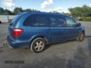 ✅ 2005 Dodge Caravan SXT • VIN: 2D4GP44L35R389349 • Lot: 92882035. Listed on Copart with 258,207 mi. Free auction sales archive from the USA and detailed vehicle history report at DreamBid. Image 3.