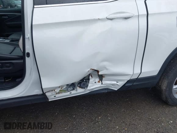 ✅ 2020 Honda Ridgeline RTL • VIN: 5FPYK3F52LB030440 • Lot: 42321758. Listed on IAAI with 14,680 mi. Free auction sales archive from the USA and detailed vehicle history report at DreamBid. Image 6.