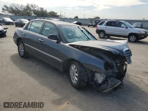 ✅ 2005 Kia Amanti • VIN: KNALD124955063516 • Лот: 78877594. Опубликован ранее на Copart с пробегом Не указан. Бесплатный доступ к архиву аукционных продаж из США и подробный отчёт об истории автомобиля на DreamBid. Изображение 4.