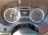 ✅ 2019 Infiniti QX30 Luxe • VIN: SJKCH5CP4KA010536 • Lot: 57772595. Wystawiony na Copart z przebiegiem 45 764 mil. Bezpłatny archiwum sprzedaży aukcyjnych z USA i szczegółowy raport historii pojazdu na DreamBid. Zdjęcie 9.