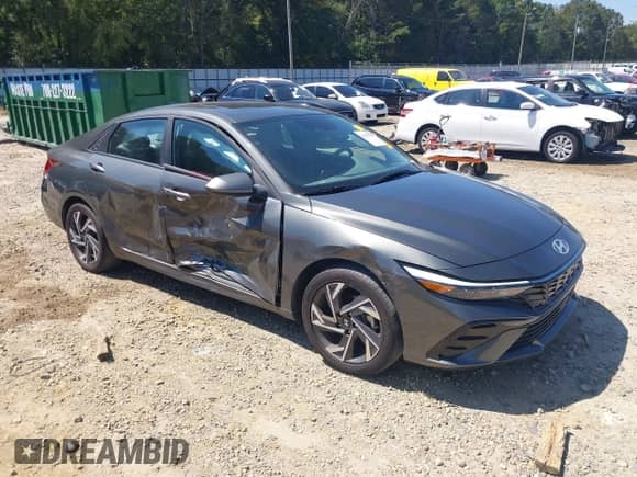 2025 Hyundai Elantra SEL Convenience с VIN KMHLS4DG7SU855176, выставлен на аукционе IAAI как лот 43189664 с пробегом 22 183 миль миль и . История ставок и продаж доступна на DreamBid. Изображение 6.
