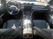 ✅ 2022 Mercedes-Benz C 300 • VIN: W1KAF4HB7NR018746 • Lot: 71707475. Wystawiony na Copart z przebiegiem 44 096 mil. Bezpłatny archiwum sprzedaży aukcyjnych z USA i szczegółowy raport historii pojazdu na DreamBid. Zdjęcie 8.