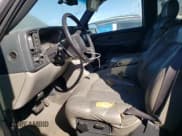 ✅ 2002 Chevrolet Suburban Z71 • VIN: 3GNFK16Z72G295734 • Лот: 45763225. Опубликован ранее на Copart с пробегом 197 205 миль. Бесплатный доступ к архиву аукционных продаж из США и подробный отчёт об истории автомобиля на DreamBid. Изображение 7.