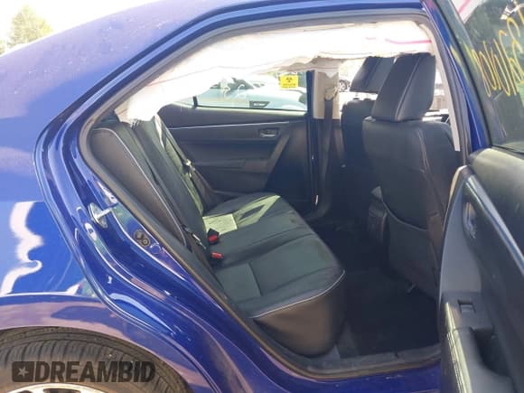 ✅ 2014 Toyota Corolla L • VIN: 5YFBURHE4EP059034 • Lot: 43210108. Wystawiony na IAAI z przebiegiem 79 359 mil. Bezpłatny archiwum sprzedaży aukcyjnych z USA i szczegółowy raport historii pojazdu na DreamBid. Zdjęcie 8.