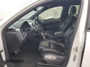 ✅ 2017 Porsche Cayenne S E-Hybrid • VIN: WP1AE2A2XHLA75671 • Lot: 76419144. Listed on Copart with 98,898 mi. Free auction sales archive from the USA and detailed vehicle history report at DreamBid. Image 7.