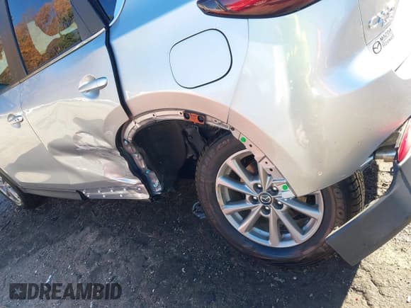 ✅ 2023 Mazda CX-5 S Select • VIN: JM3KFBBM8P0262286 • Lot: 43672128. Wystawiony na IAAI z przebiegiem 11 233 mil. Bezpłatny archiwum sprzedaży aukcyjnych z USA i szczegółowy raport historii pojazdu na DreamBid. Zdjęcie 18.