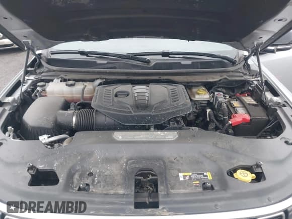 ✅ 2024 Jeep Wagoneer Series II • VIN: 1C4SJSBP6RS175401 • Lot: 43881937. Listed on IAAI with 32,601 mi. Free auction sales archive from the USA and detailed vehicle history report at DreamBid. Image 10.