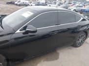 ✅ 2024 Lexus ES 300h • VIN: 58ADA1C16RU039758 • Lot: 42314514. Listed on IAAI with 8,800 mi. Free auction sales archive from the USA and detailed vehicle history report at DreamBid. Image 14.