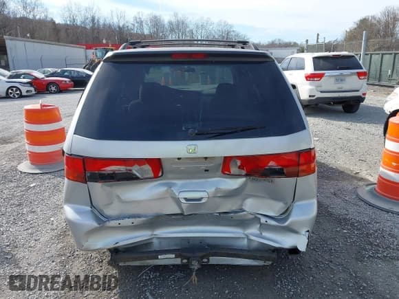 ✅ 2001 Honda Odyssey EX • VIN: 2HKRL18611H601564 • Lot: 43683828. Listed on IAAI with 184,613 mi. Free auction sales archive from the USA and detailed vehicle history report at DreamBid. Image 16.