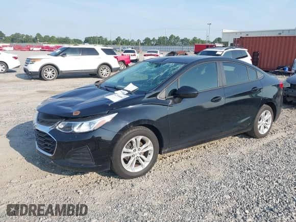 2019 Chevrolet Cruze LS с VIN 1G1BC5SM0K7152215, выставлен на аукционе IAAI как лот 42590862 с пробегом 150 357 миль миль и . История ставок и продаж доступна на DreamBid. Изображение 17.