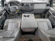 ✅ 2012 Ford F-250 XL • VIN: 1FT7W2B6XCEC11918 • Lot: 93653785. Wystawiony na Copart z przebiegiem 244 178 mil. Bezpłatny archiwum sprzedaży aukcyjnych z USA i szczegółowy raport historii pojazdu na DreamBid. Zdjęcie 8.