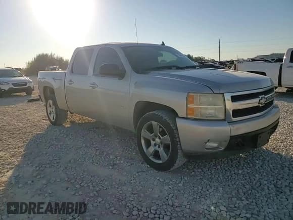 ✅ 2007 Chevrolet Silverado 1500 LTZ • VIN: 2GCEC13JX71510121 • Lot: 73426124. Listed on Copart with 176,499 mi. Free auction sales archive from the USA and detailed vehicle history report at DreamBid. Image 10.