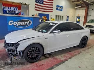 ✅ 2014 Audi S4 Prestige • VIN: WAUKGBFL6EA026490 • Lot: 93604505. Wystawiony na Copart z przebiegiem 161 415 mil. Bezpłatny archiwum sprzedaży aukcyjnych z USA i szczegółowy raport historii pojazdu na DreamBid. Zdjęcie 1.