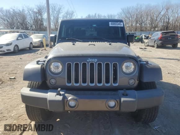 ✅ 2018 Jeep Wrangler Sahara • VIN: 1C4AJWBG3JL847321 • Лот: 46865345. Опубликован ранее на Copart с пробегом 123 980 миль. Бесплатный доступ к архиву аукционных продаж из США и подробный отчёт об истории автомобиля на DreamBid. Изображение 5.