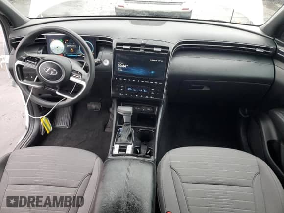 2024 Hyundai Santa Cruz SEL с VIN 5NTJCDAE6RH077471, выставлен на аукционе Copart как лот 45231415 с пробегом 18 386 миль миль и Списание • Salvage title. История ставок и продаж доступна на DreamBid. Изображение 8.