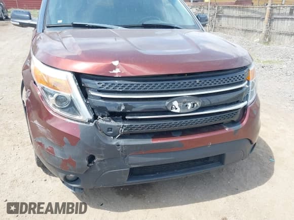 ✅ 2015 Ford Explorer XLT • VIN: 1FM5K8D85FGC03878 • Lot: 42134401. Wystawiony na IAAI z przebiegiem 85 443 mil. Bezpłatny archiwum sprzedaży aukcyjnych z USA i szczegółowy raport historii pojazdu na DreamBid. Zdjęcie 6.