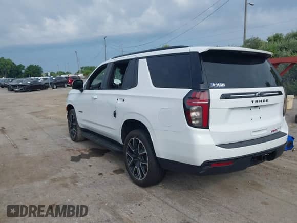 2023 Chevrolet Tahoe RST z VIN 1GNSKRKD7PR506168, wystawiony jako IAAI lot #42833878 z przebiegiem Nie podano mil oraz . Historia ofert i sprzedaży dostępna na DreamBid. Obrazek 3.