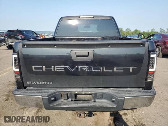 2009 Chevrolet Silverado 1500 LS z VIN 2GCEK13C191138613, wystawiony jako Copart lot #59613005 z przebiegiem 202 069 mil mil oraz Szkoda całkowita • Salvage title. Historia ofert i sprzedaży dostępna na DreamBid. Obrazek 6.