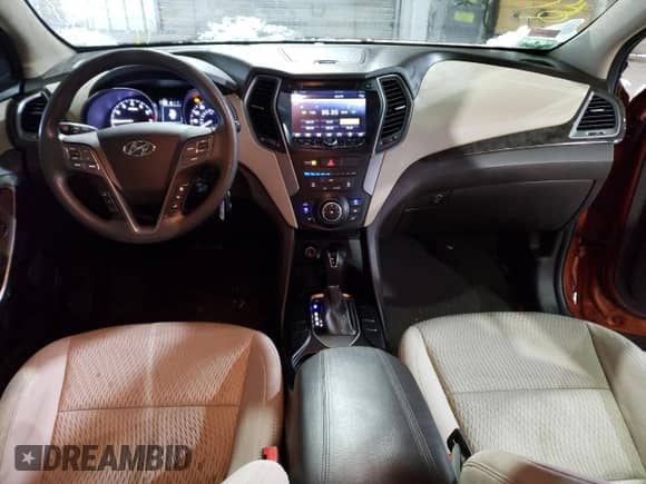 ✅ 2018 Hyundai Santa Fe 2.4L • VIN: 5XYZT3LB3JG521822 • Lot: 36157793. Wystawiony na Copart z przebiegiem 87 806 mil mil. Skorzystaj z bezpłatnego archiwum sprzedaży aukcyjnych z USA i zobacz szczegółowy raport historii pojazdu na DreamBid. Zdjęcie 8.