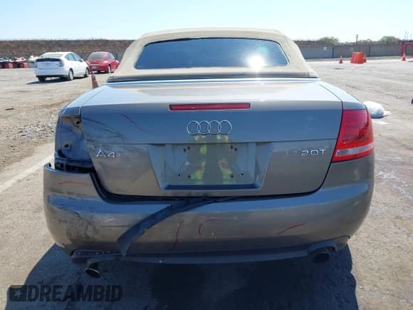 ✅ 2007 Audi A4 2.0T • VIN: WAUAF48H67K032970 • Lot: 42643317. Wystawiony na IAAI z przebiegiem 159 329 mil. Bezpłatny archiwum sprzedaży aukcyjnych z USA i szczegółowy raport historii pojazdu na DreamBid. Zdjęcie 16.