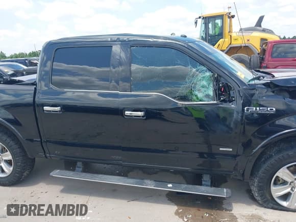 ✅ 2017 Ford F-150 XL • VIN: 1FTEW1EGXHFA53619 • Лот: 42369078. Опубликован ранее на IAAI с пробегом 178 008 миль. Бесплатный доступ к архиву аукционных продаж из США и подробный отчёт об истории автомобиля на DreamBid. Изображение 20.