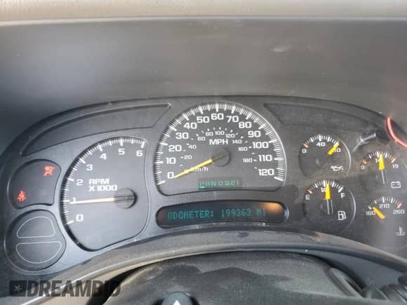 ✅ 2004 Chevrolet Silverado 1500 LS • VIN: 2GCEC19TX41373024 • Lot: 62251884. Wystawiony na Copart z przebiegiem 199 363 mil mil. Skorzystaj z bezpłatnego archiwum sprzedaży aukcyjnych z USA i zobacz szczegółowy raport historii pojazdu na DreamBid. Zdjęcie 9.