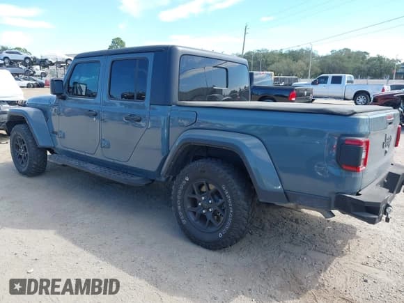 ✅ 2024 Jeep Gladiator Sport S • VIN: 1C6HJTAG9RL112537 • Lot: 43603543. Wystawiony na IAAI z przebiegiem 16 711 mil. Bezpłatny archiwum sprzedaży aukcyjnych z USA i szczegółowy raport historii pojazdu na DreamBid. Zdjęcie 3.