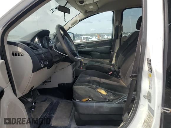 ✅ 2017 Dodge Grand Caravan SE • VIN: 2C7WDGBG9HR738806 • Lot: 85950675. Wystawiony na Copart z przebiegiem 145 436 mil. Bezpłatny archiwum sprzedaży aukcyjnych z USA i szczegółowy raport historii pojazdu na DreamBid. Zdjęcie 7.