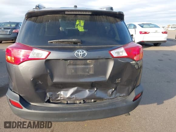 ✅ 2015 Toyota RAV4 LE • VIN: JTMBFREV7FJ031703 • Lot: 43613721. Listed on IAAI with 137,243 mi. Free auction sales archive from the USA and detailed vehicle history report at DreamBid. Image 6.