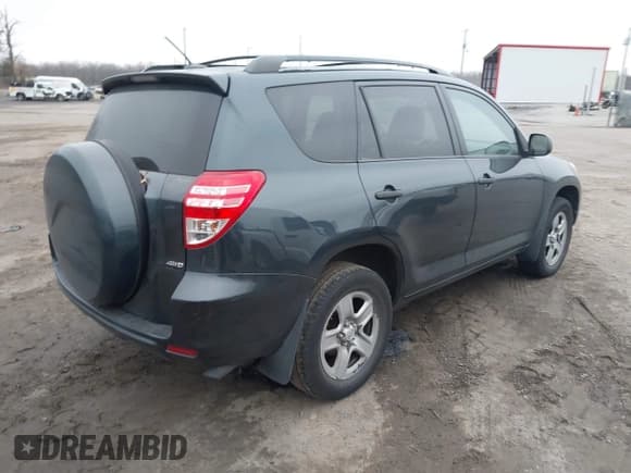 ✅ 2012 Toyota RAV4 • VIN: 2T3BF4DV3CW256816 • Lot: 43904030. Wystawiony na IAAI z przebiegiem 239 968 mil. Bezpłatny archiwum sprzedaży aukcyjnych z USA i szczegółowy raport historii pojazdu na DreamBid. Zdjęcie 4.