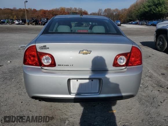 ✅ 2011 Chevrolet Malibu 1LT • VIN: 1G1ZC5E10BF141849 • Lot: 91863645. Listed on Copart with 184,891 mi. Free auction sales archive from the USA and detailed vehicle history report at DreamBid. Image 6.