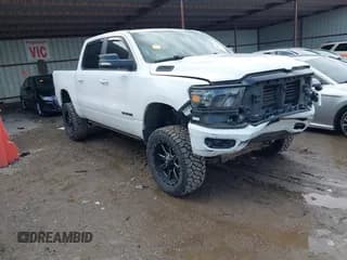 ✅ 2021 Ram 1500 Big Horn • VIN: 1C6SRFFT9MN598009 • Lot: 42442713. Wystawiony na IAAI z przebiegiem 113 784 mil. Bezpłatny archiwum sprzedaży aukcyjnych z USA i szczegółowy raport historii pojazdu na DreamBid. Zdjęcie 1.