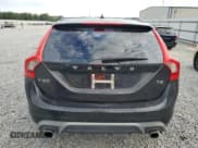 ✅ 2018 Volvo V60 Dynamic • VIN: YV140MEL1J2391526 • Лот: 85310225. Опубликован ранее на Copart с пробегом 196 904 миль. Бесплатный доступ к архиву аукционных продаж из США и подробный отчёт об истории автомобиля на DreamBid. Изображение 6.