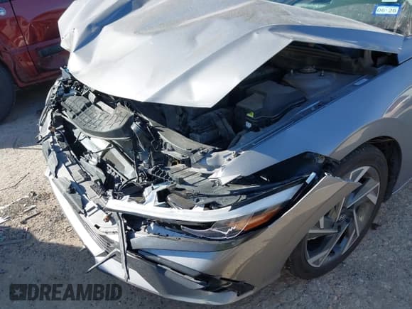 ✅ 2024 Hyundai Elantra Limited • VIN: KMHLP4DG0RU819146 • Лот: 43645205. Опубликован ранее на IAAI с пробегом 34 837 миль. Бесплатный доступ к архиву аукционных продаж из США и подробный отчёт об истории автомобиля на DreamBid. Изображение 6.