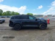 ✅ 2023 Kia Telluride SX Prestige X-Pro • VIN: 5XYP5DGC9PG410954 • Lot: 42256472. Listed on IAAI with 32,378 mi. Free auction sales archive from the USA and detailed vehicle history report at DreamBid. Image 13.