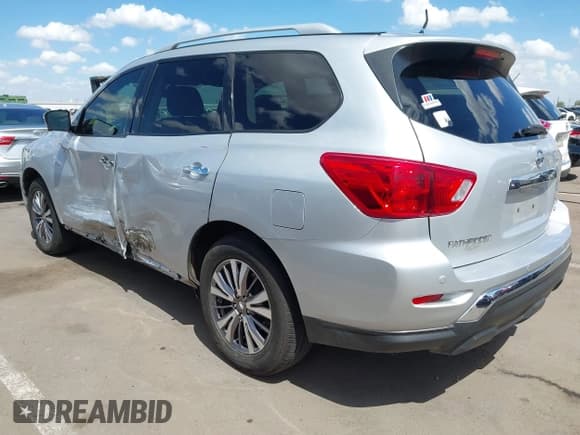 ✅ 2018 Nissan Pathfinder SL • VIN: 5N1DR2MMXJC611696 • Лот: 43211165. Опубликован ранее на IAAI с пробегом 74 015 миль. Бесплатный доступ к архиву аукционных продаж из США и подробный отчёт об истории автомобиля на DreamBid. Изображение 3.
