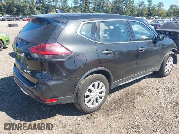 ✅ 2020 Nissan Rogue SV • VIN: JN8AT2MT9LW011046 • Lot: 43267065. Listed on IAAI with 93,241 mi. Free auction sales archive from the USA and detailed vehicle history report at DreamBid. Image 4.