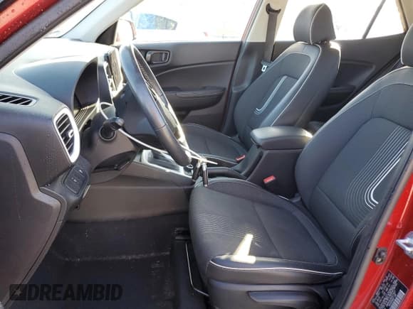 ✅ 2023 Hyundai Venue SEL • VIN: KMHRC8A38PU273627 • Lot: 88896845. Listed on Copart with 10,462 mi. Free auction sales archive from the USA and detailed vehicle history report at DreamBid. Image 7.