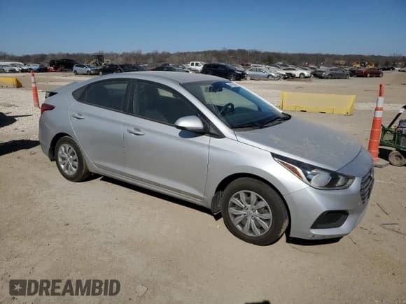 ✅ 2019 Hyundai Accent SE • VIN: 3KPC24A34KE071400 • Лот: 44619354. Опубликован ранее на Copart с пробегом 79 520 миль. Бесплатный доступ к архиву аукционных продаж из США и подробный отчёт об истории автомобиля на DreamBid. Изображение 4.