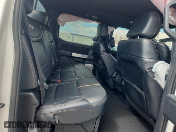 ✅ 2024 Ford F-250 XL • VIN: 1FT8W2BT4REC28782 • Lot: 84898245. Listed on Copart with 32,271 mi. Free auction sales archive from the USA and detailed vehicle history report at DreamBid. Image 10.