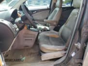 ✅ 2007 Saturn VUE V6 • VIN: 5GZCZ53427S800861 • Lot: 61335625. Wystawiony na Copart z przebiegiem 213 903 mil. Bezpłatny archiwum sprzedaży aukcyjnych z USA i szczegółowy raport historii pojazdu na DreamBid. Zdjęcie 7.