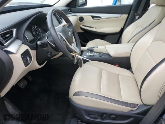 ✅ 2021 Infiniti QX50 Sensory • VIN: 3PCAJ5CBXMF111982 • Lot: 92259885. Wystawiony na Copart z przebiegiem 29 266 mil. Bezpłatny archiwum sprzedaży aukcyjnych z USA i szczegółowy raport historii pojazdu na DreamBid. Zdjęcie 7.