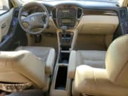 ✅ 2003 Toyota Highlander Limited • VIN: JTEHF21A930157966 • Лот: 89561265. Опубликован ранее на Copart с пробегом 168 083 миль. Бесплатный доступ к архиву аукционных продаж из США и подробный отчёт об истории автомобиля на DreamBid. Изображение 8.